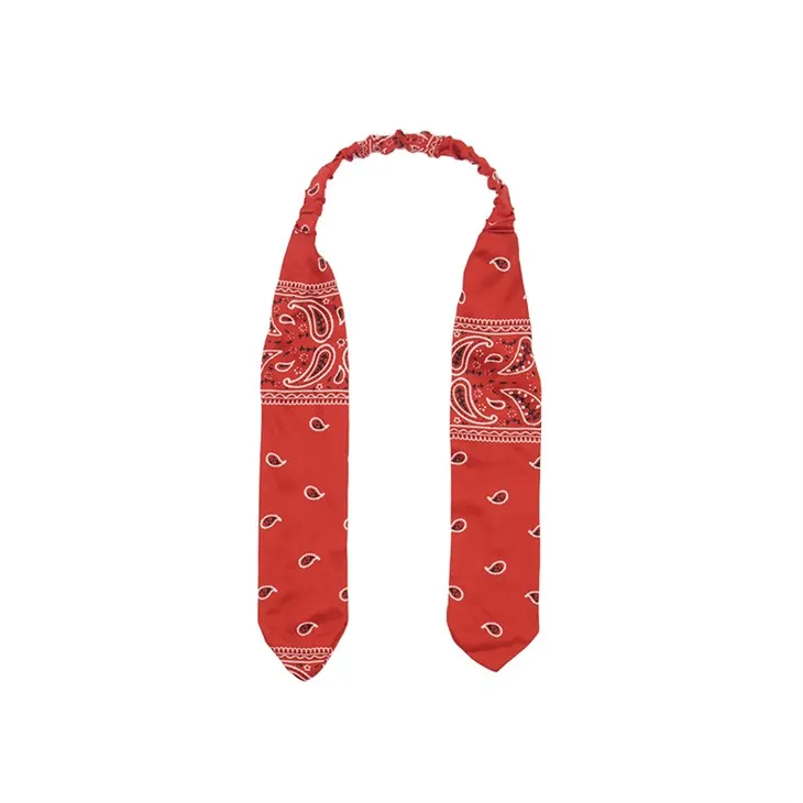 ผ้าพันคอโพลีสีแดงสด