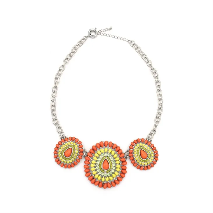 สร้อยคอชาร์ม