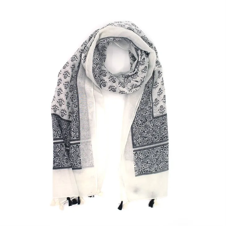 ผ้าพันคอผู้หญิงลายดอกไม้