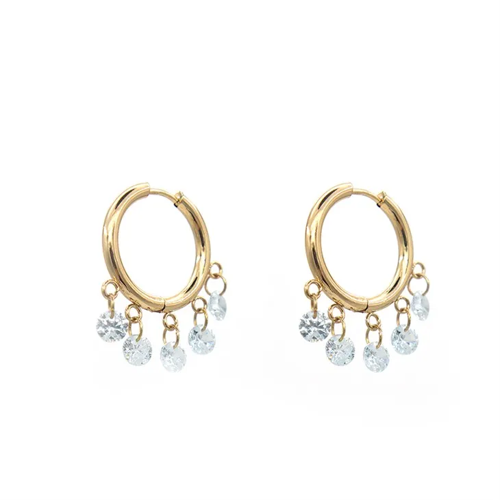 ต่างหูสตั๊ดสีทองสุดน่ารัก