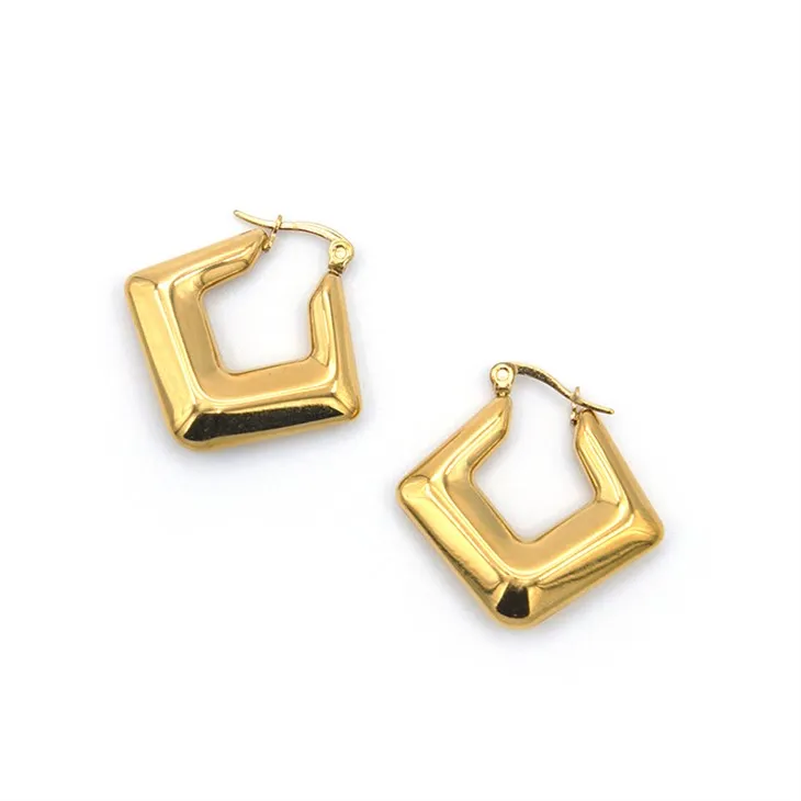 ต่างหูห่วงรูปสี่เหลี่ยมขนมเปียกปูนสีทอง