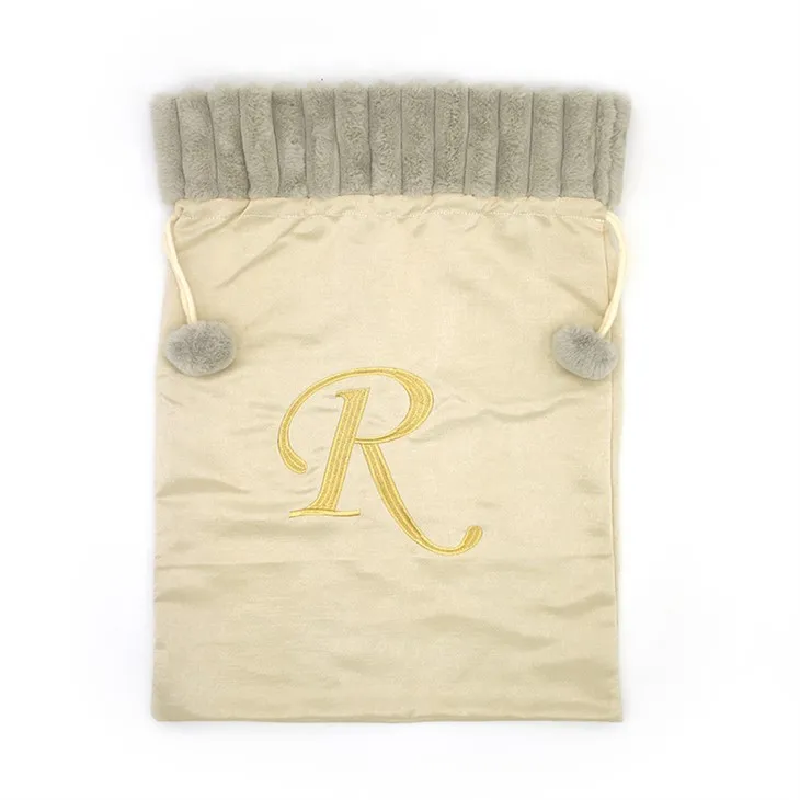 ถุงน่องคริสต์มาสจดหมายยักษ์