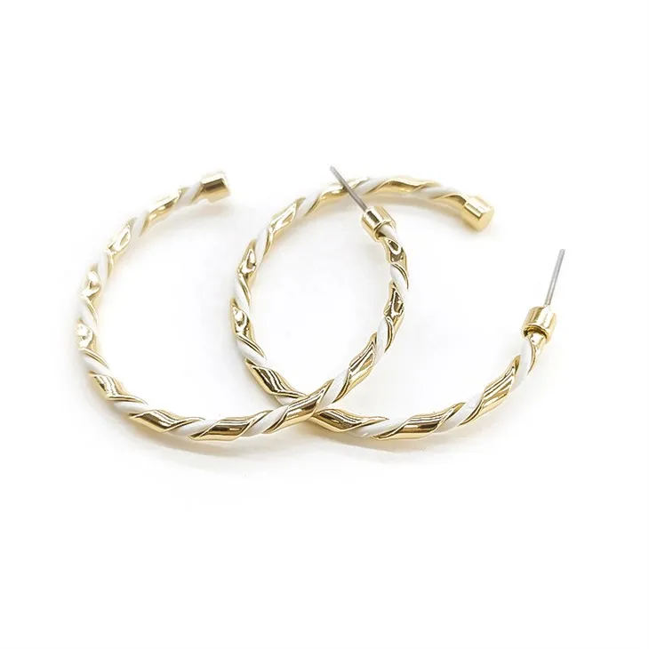 ต่างหูเนื้อทอง