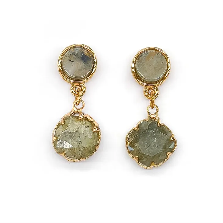 ต่างหูหล่นหินอ่อนสีเขียว