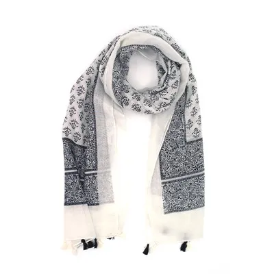 ผ้าพันคอผู้หญิงลายดอกไม้